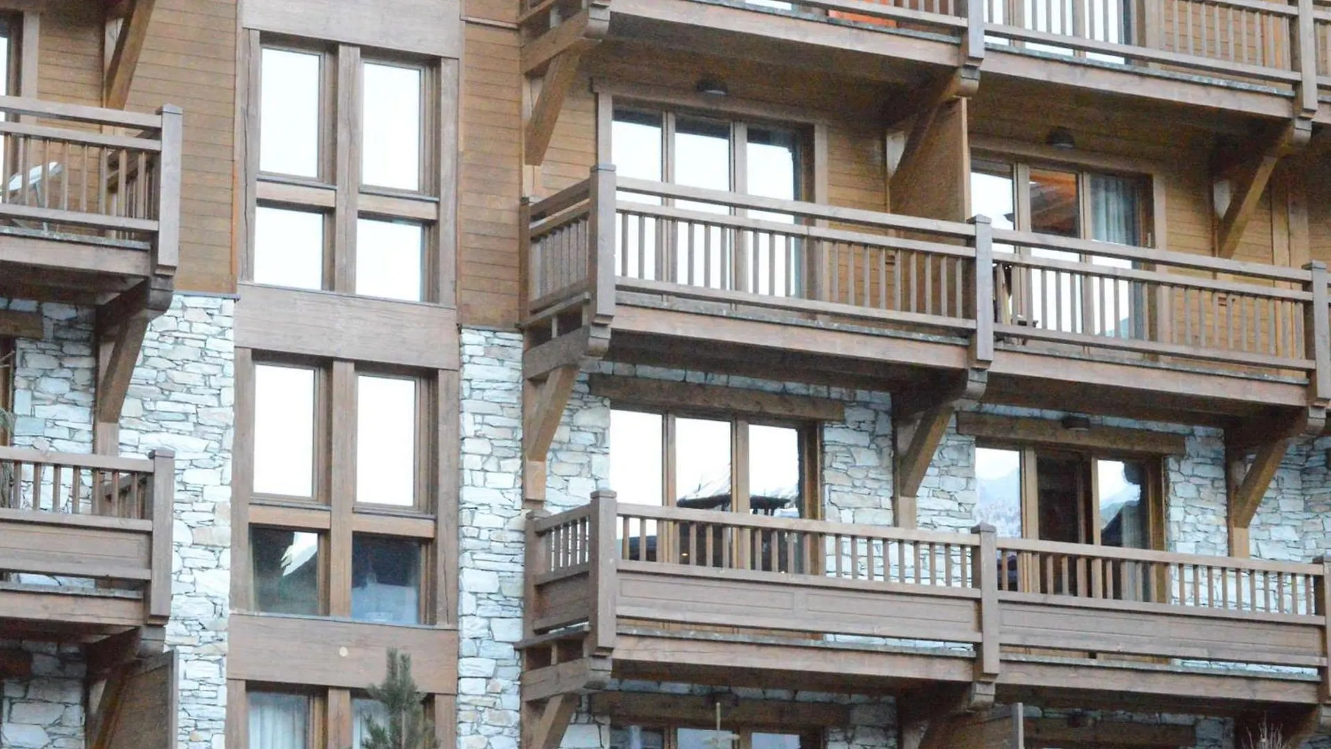Appartement Centre-Ville, Proche Pistes Et Commerces, 6 Pers., 2 Ch., Balcon, Parking Inclus - Fr-1-519-5 Val-dʼIsère